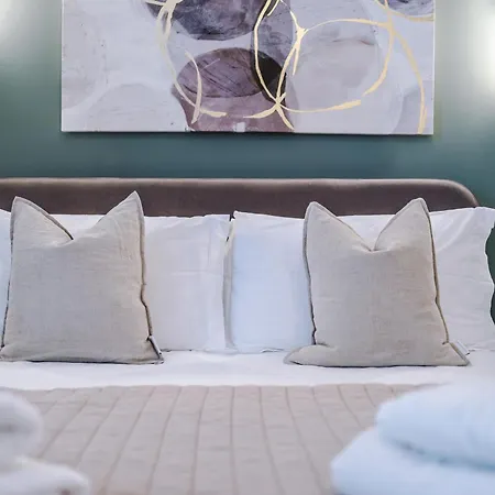 公寓 House 3 - 2 Bed Duplex *