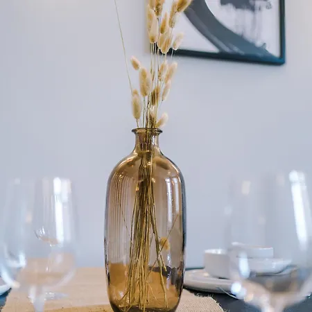 House 3 - 2 Bed Duplex *