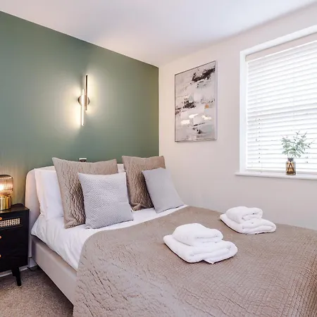 House 3 - 2 Bed Duplex * Harrogate