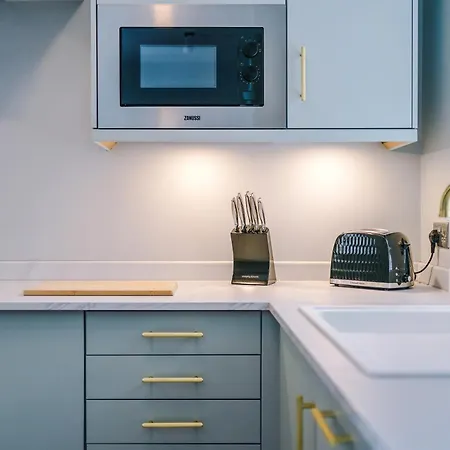 House 3 - 2 Bed Duplex هاروغايت